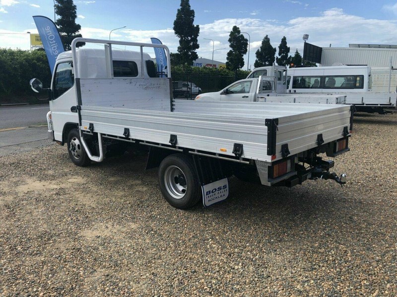 fuso canter 879603 007