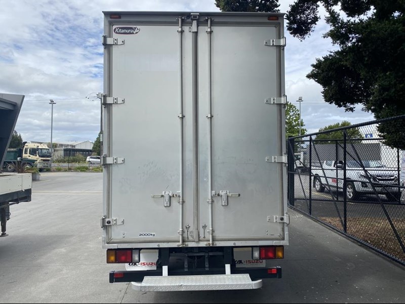 isuzu nlr85 879640 009