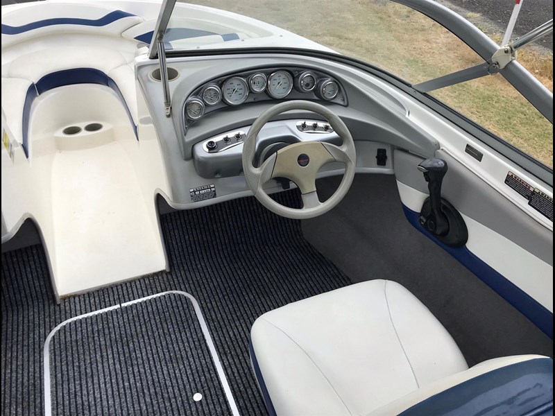 bayliner 195 bowrider 881908 023