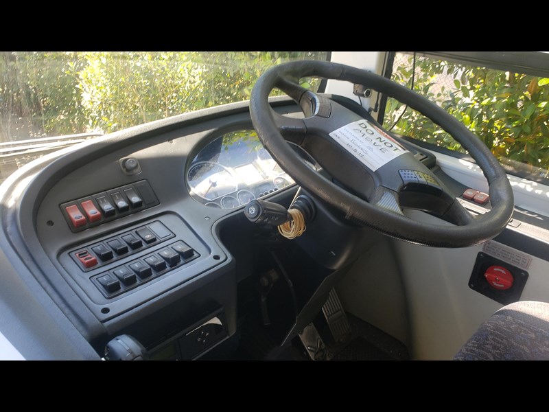 yutong zk6131hg1 883299 011