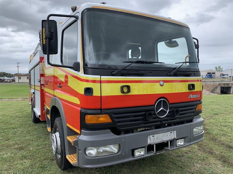 mercedes-benz atego 1628 883955 003