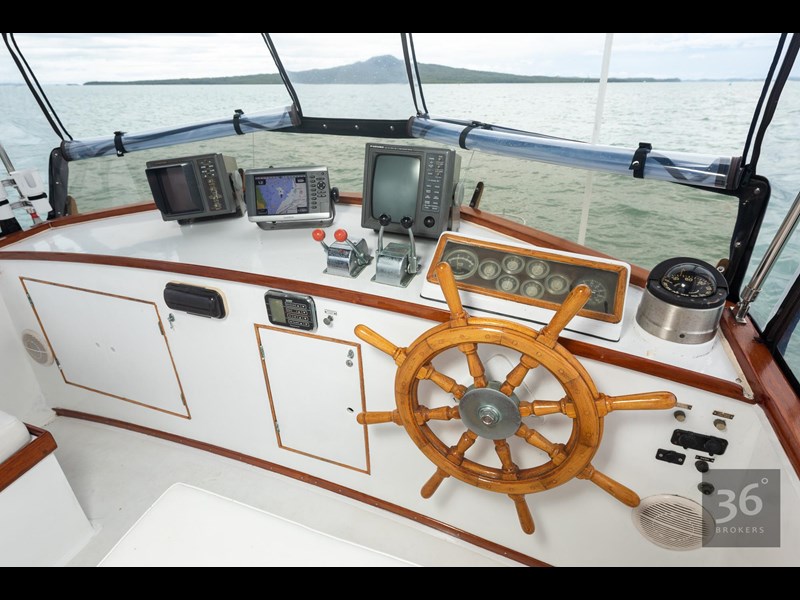 grand banks 42 885698 023