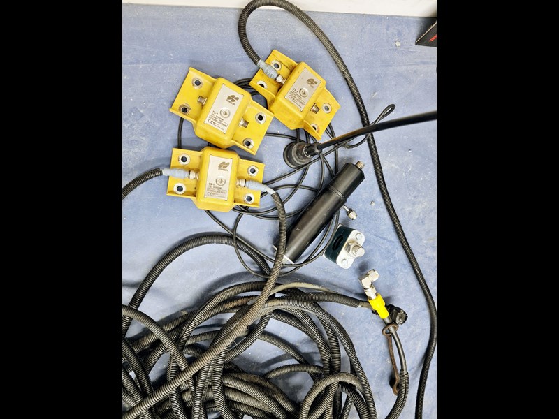 topcon topcon 3d gps unit complete 885820 005