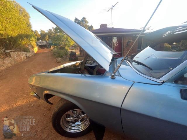 holden belmont 886244 097