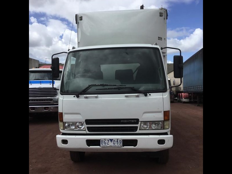 fuso fighter fk617 886484 005