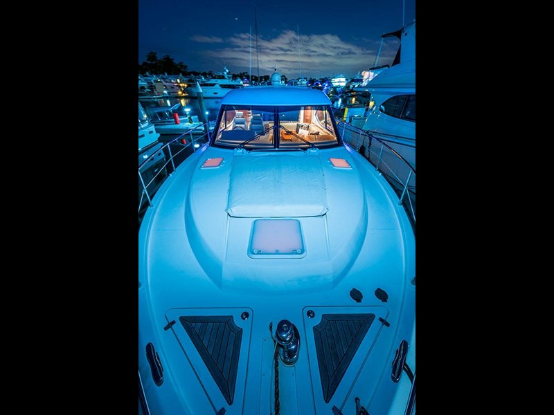 riviera 4400 sport yacht 836162 009