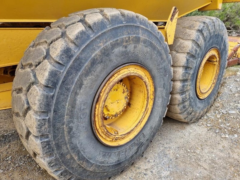 volvo a25d 887528 013