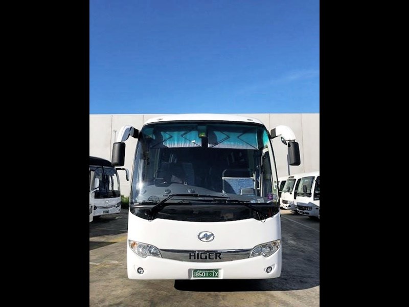 higer v series bus 890212 009