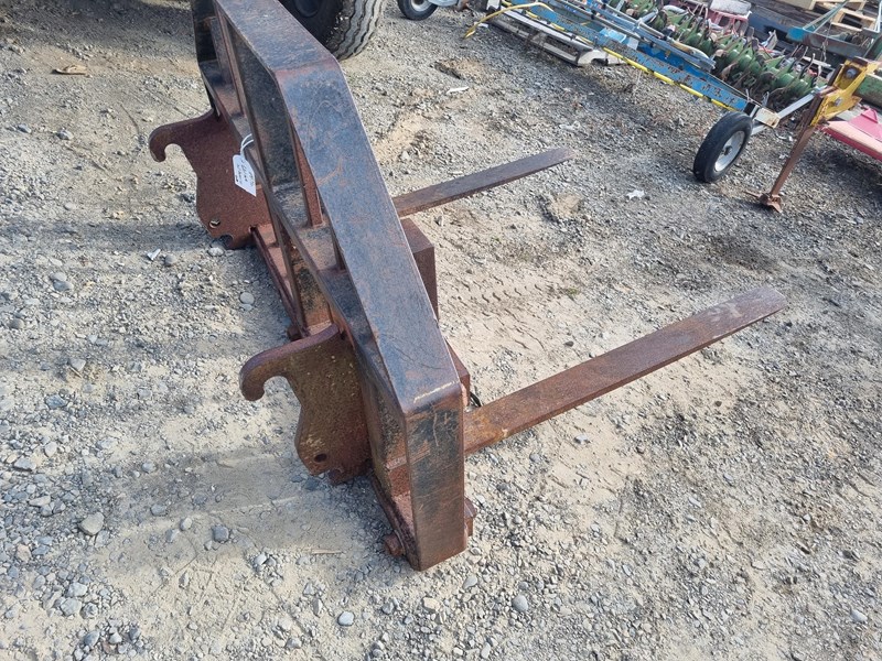 front end loader pallet fork 890627 001
