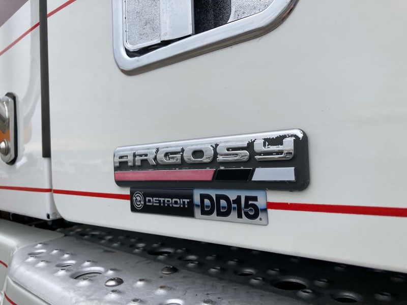 freightliner argosy 890823 023