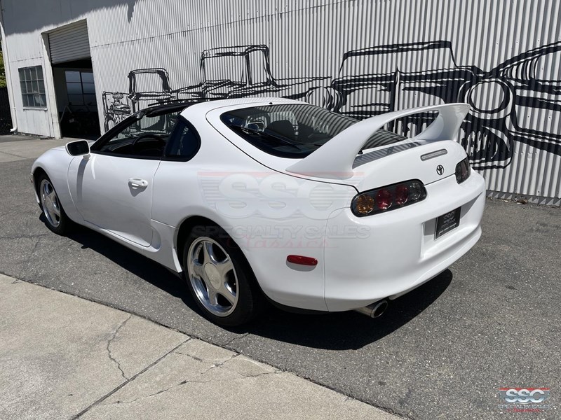 toyota supra 891375 095