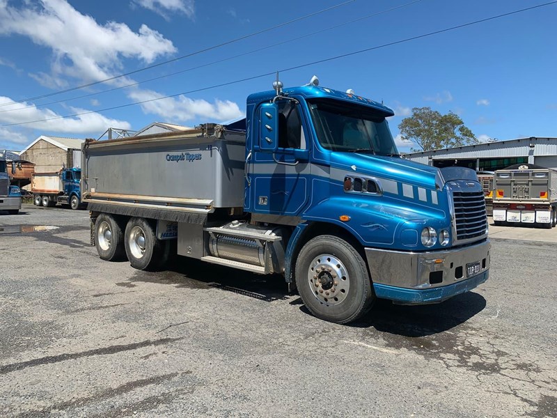 freightliner century class 879775 001