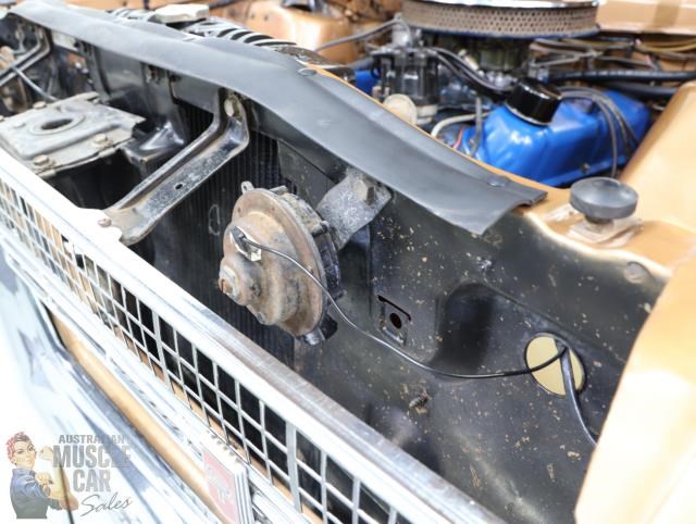 ford falcon 891684 073