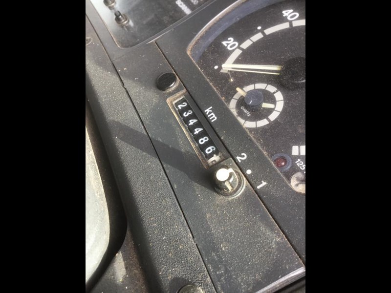 scania 94d 892002 013