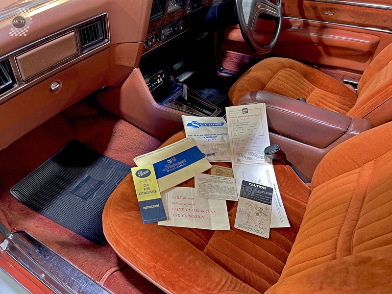 holden statesman 892414 033