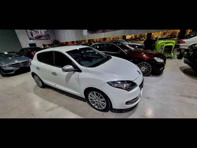 renault megane 892424 009