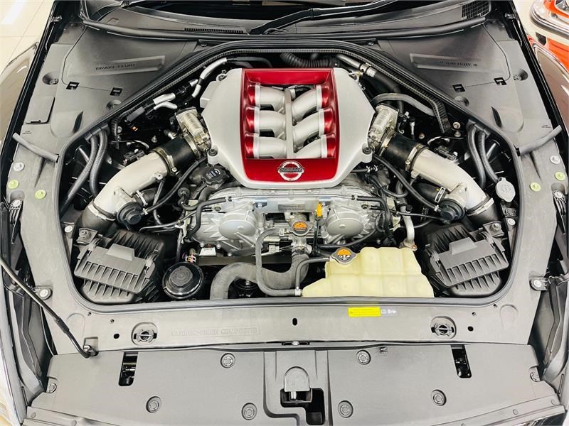 nissan gt-r 892476 027