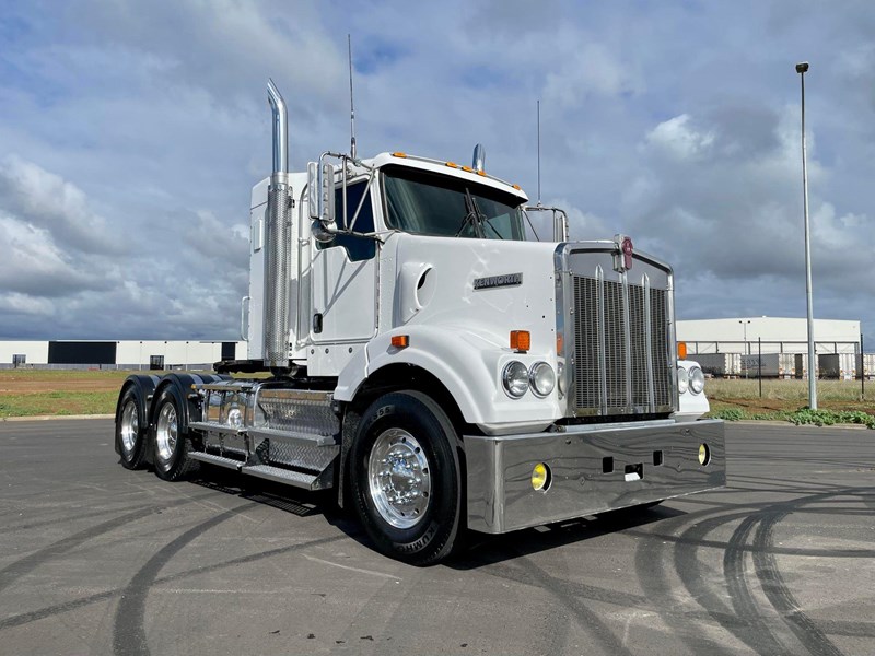 kenworth t409 sar 892673 001