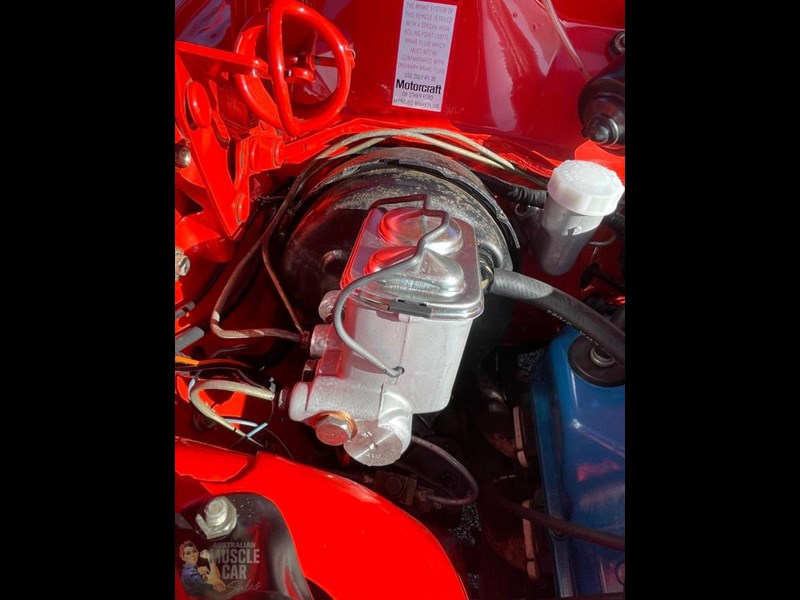 ford falcon 892737 041