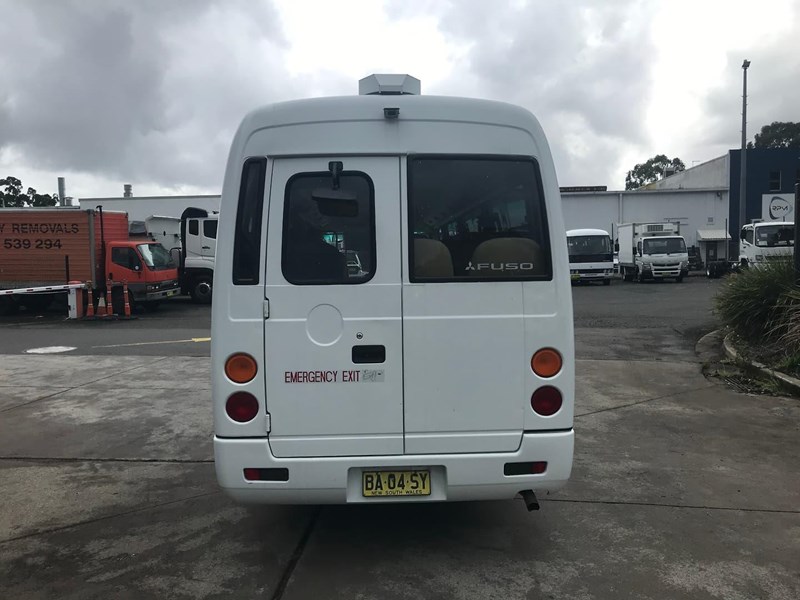 fuso special purpose wheel chair rosa deluxe bus 885867 011