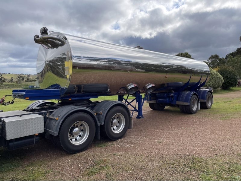 byford bogie stainless steel milk tanker 884809 005