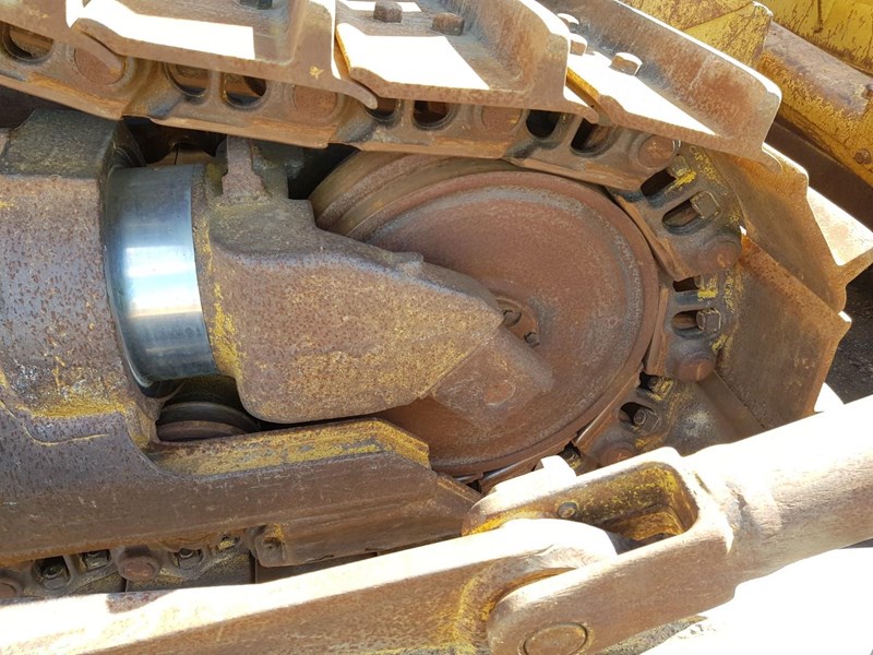 caterpillar d7r 889483 049