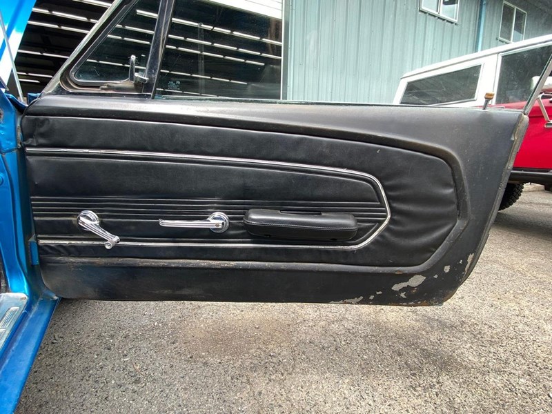 ford mustang 893644 041