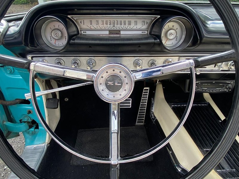 ford galaxie 500 xl 893788 045