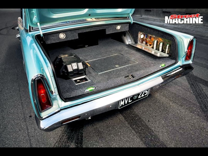 chrysler valiant 894103 029