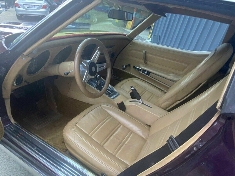 chevrolet corvette 894482 011