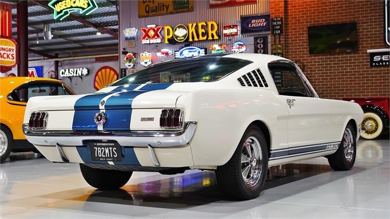 ford mustang 893713 009