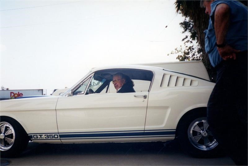 ford mustang 893713 027