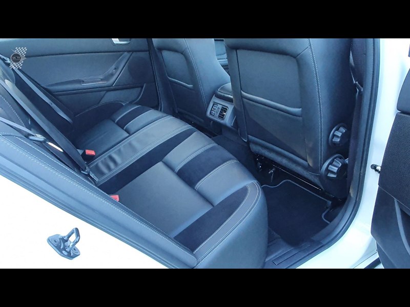 ford falcon 894492 029