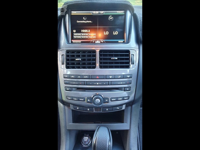 ford falcon 894492 017
