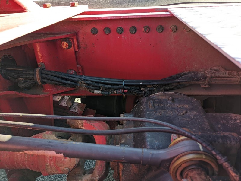 mack trident 894522 045