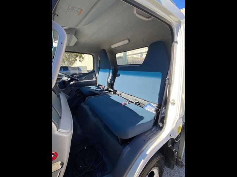mitsubishi canter 515 894692 019