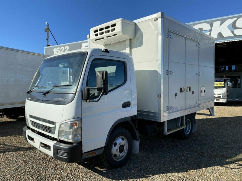 fuso canter 884997 005