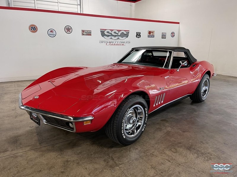 chevrolet corvette 894870 077