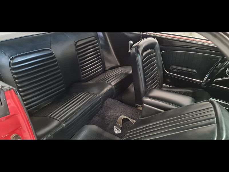 ford mustang gt 895041 011