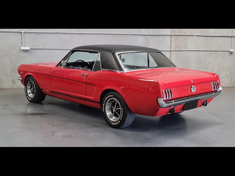 ford mustang gt 895041 005