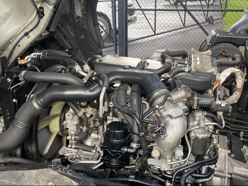 isuzu forward 895077 019