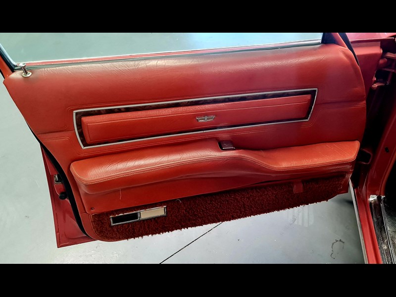 holden statesman 895326 025
