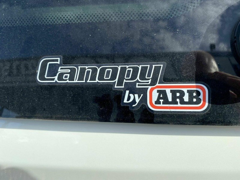 mitsubishi triton 895686 039