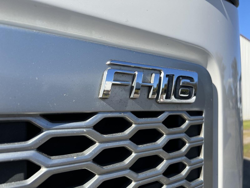 volvo fh600 895777 029