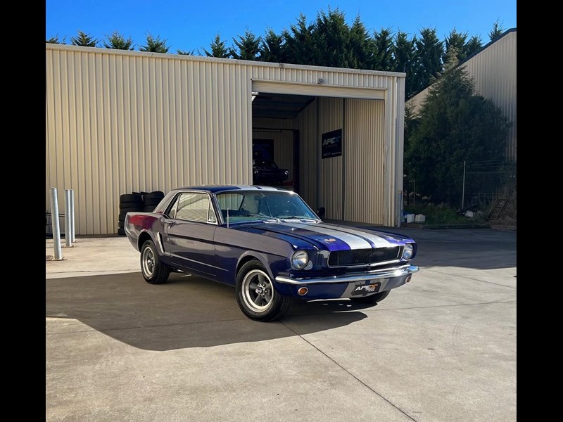 ford mustang 896176 035