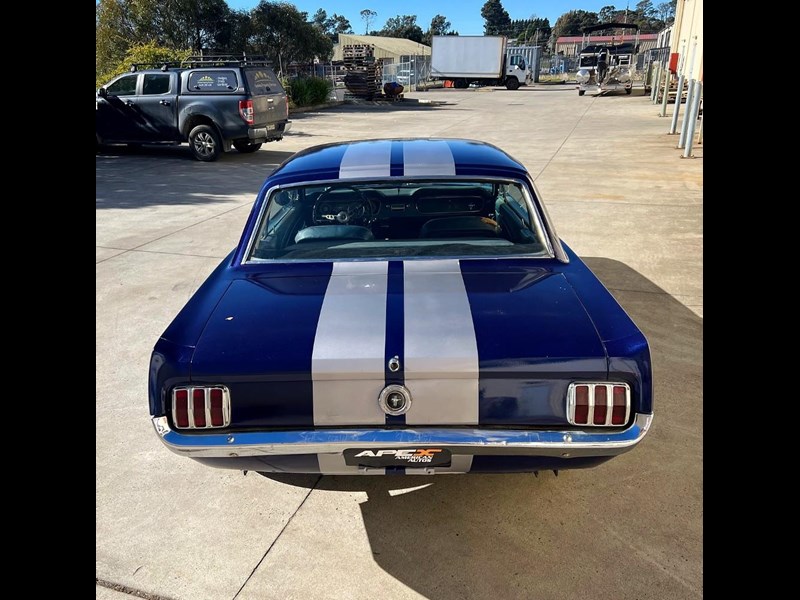 ford mustang 896176 063
