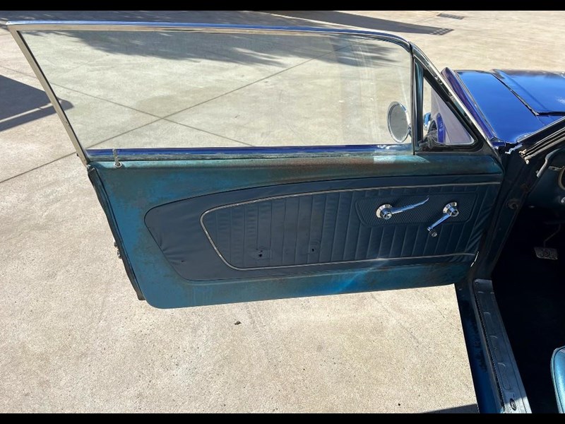 ford mustang 896176 067