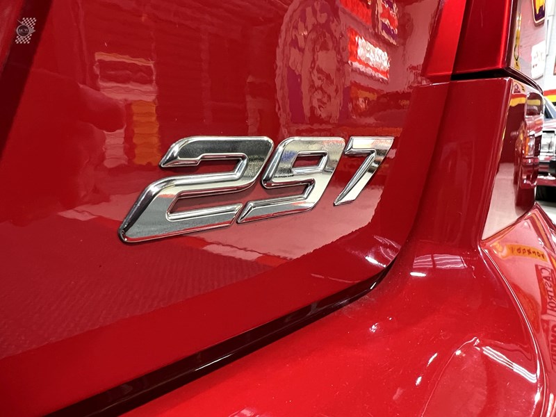 hsv commodore 896186 097
