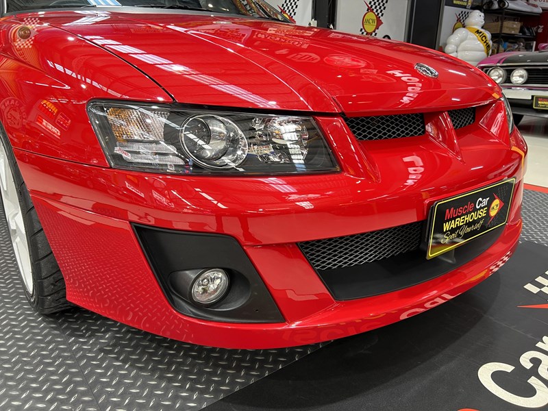 hsv commodore 896186 109