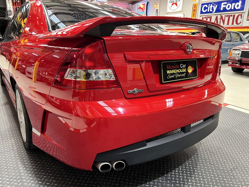 hsv commodore 896186 113